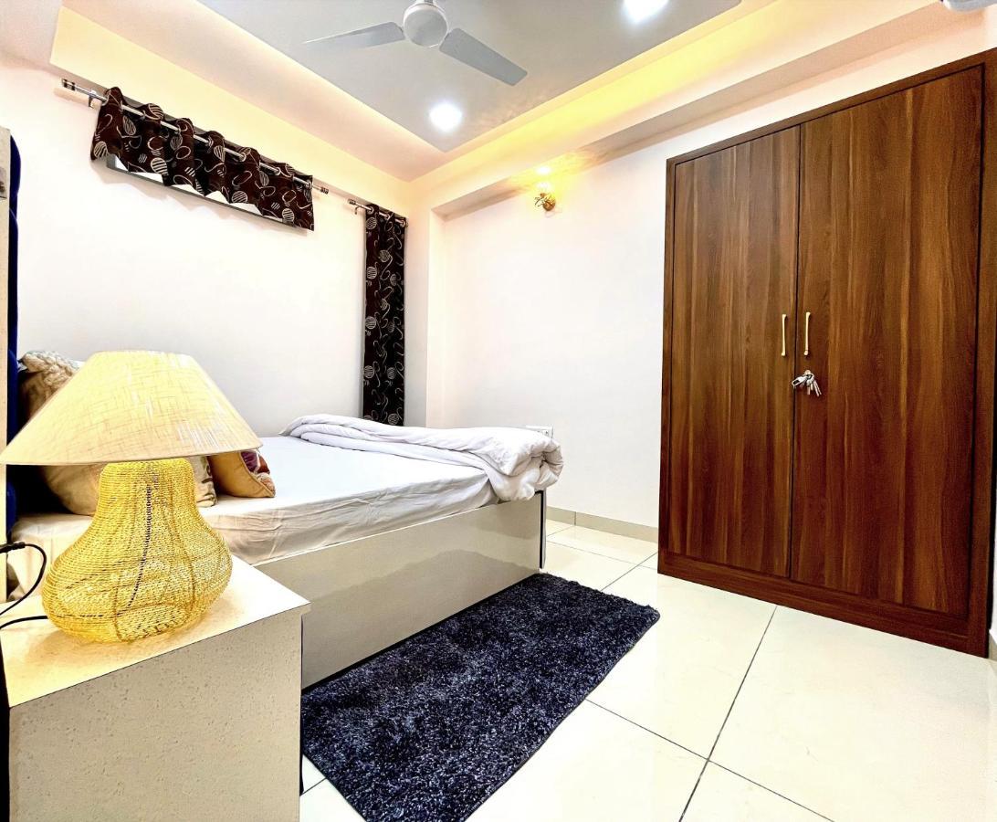 Airport Bliss Apartment+Balcony & Netflix + Prime Jaipur Exterior photo