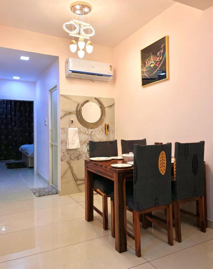 Airport Bliss Apartment+Balcony & Netflix + Prime Jaipur Exterior photo