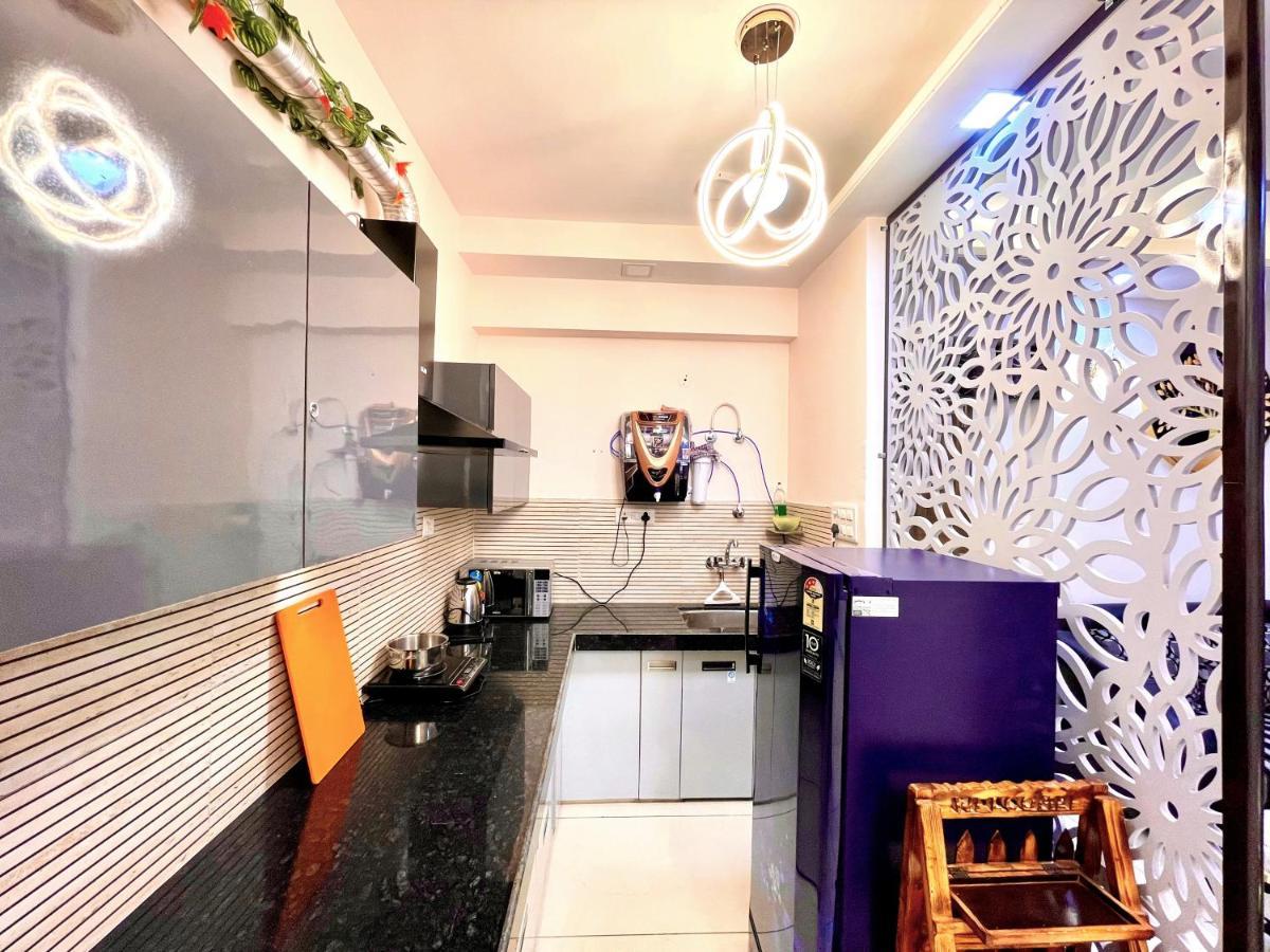 Airport Bliss Apartment+Balcony & Netflix + Prime Jaipur Exterior photo
